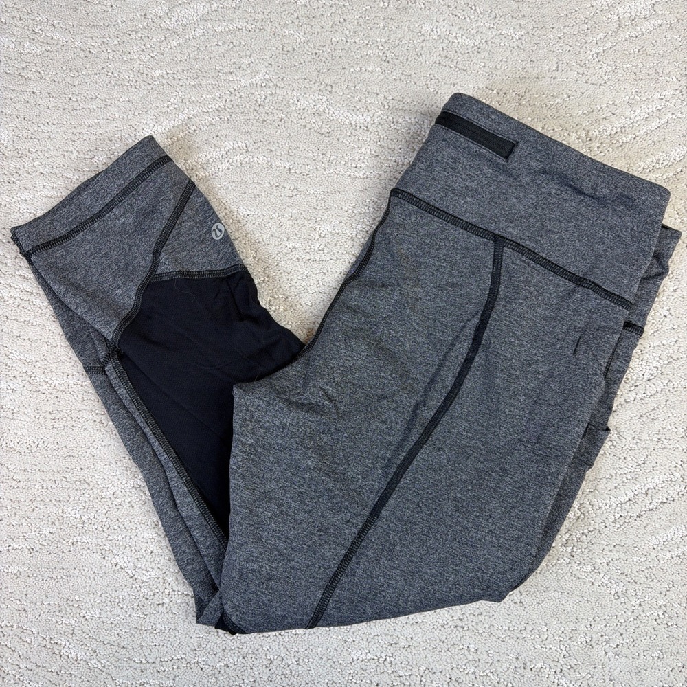 Women's Lululemon Size 10 Pace Revival Crop‎ 22" Leggings Athletic Pockets